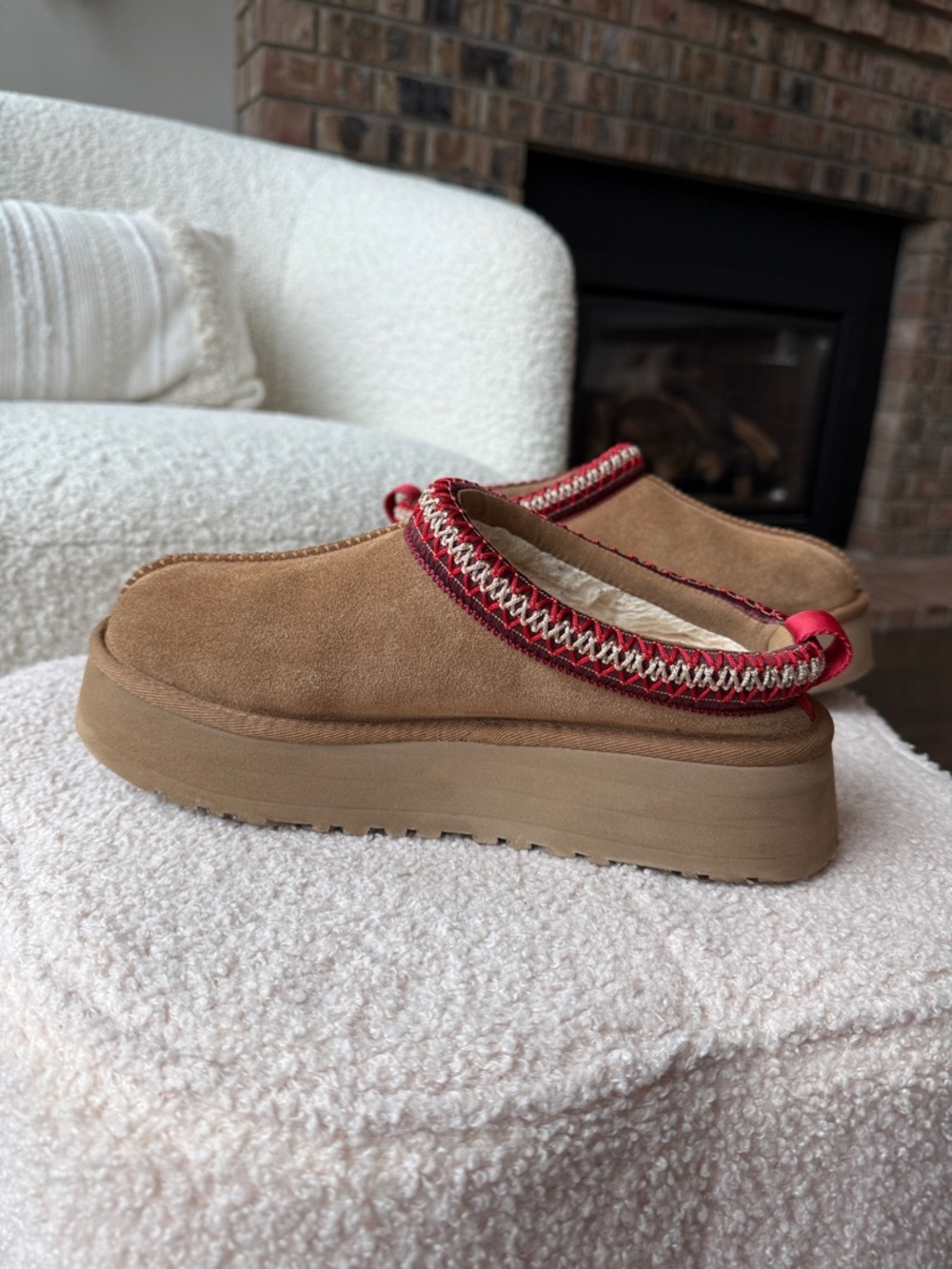 UGG Tazz II Chestnut Size 7 EUC - Picture 11 of 17